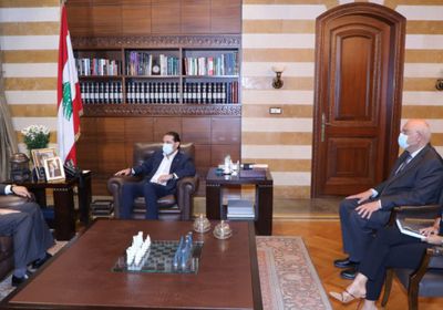 الحريري يبحث مع سفير مصر لدى لبنان آخر المستجدات