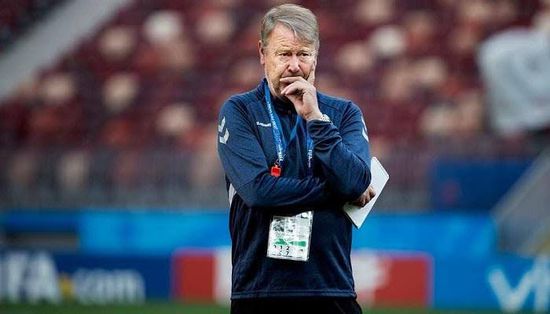 مدرب الدنمارك السابق يكشف نقاط قوة الدنمارك وانجلترا في مباراة الغد