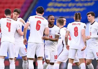 إنجلترا والدنمارك بالقوة الضاربة في نصف نهائي يورو