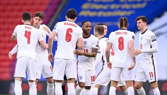 إنجلترا والدنمارك بالقوة الضاربة في نصف نهائي يورو