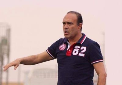 رئيس الصفاقسي يعلن رحيل المدير الفني للفريق