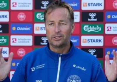 المدير الفني لمنتخب الدنمارك يعقب على هزيمته أمام إنجلترا