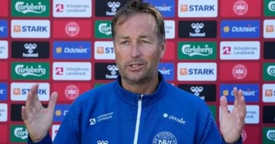 المدير الفني لمنتخب الدنمارك يعقب على هزيمته أمام إنجلترا