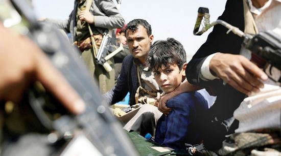 "البيان": التصعيد الحوثي العسكري يجهض آمال السلام