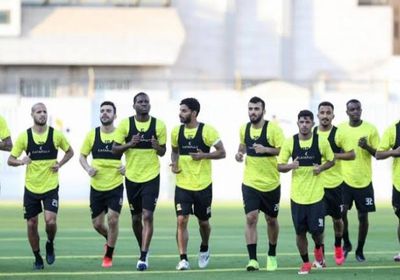 اتحاد جدة يواصل تدريباته بدون المدير الفني