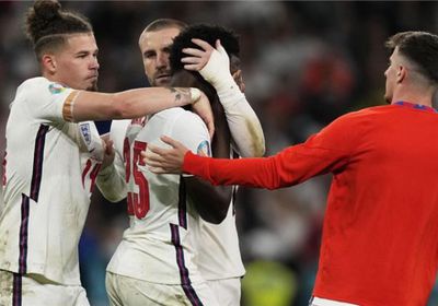 الاتحاد الإنجليزي يستنكر التعليقات العنصرية ضد لاعبي المنتخب