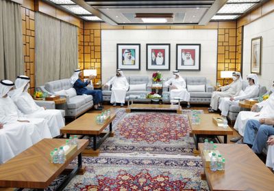  بن راشد: بن زايد رجل عظيم وطموحاته للإمارات "بلا سماء"