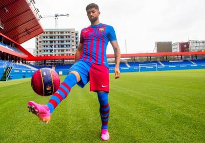 رسميًا.. برشلونة يعلن عن صفقة جديدة