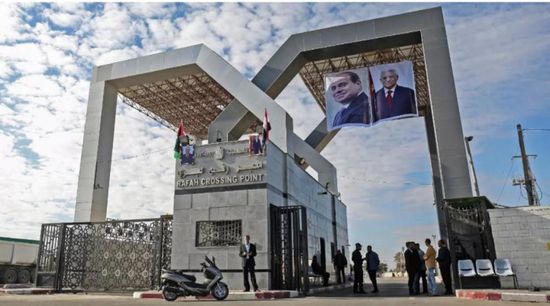 مصر: استمرار فتح معبر رفح البري وادخال المساعدات لغزة