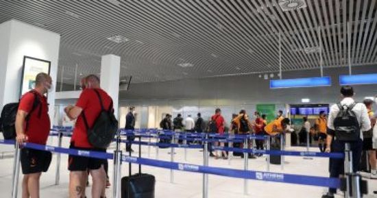 اليونان تمنع دخول فريق جالاتا سراي التركي.. والنادي يعلق  