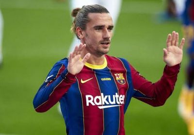 مدرب برشلونة يوافق على رحيل جريزمان