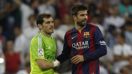 بيكيه يسخر من تسريبات رئيس ريال مدريد