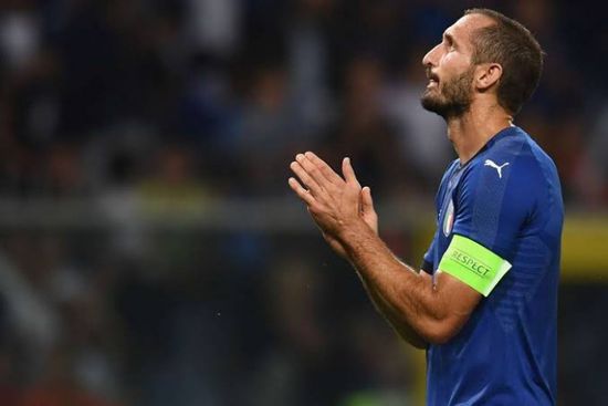 مورينيو يكشف حديث كيليني وساكا في نهائي يورو 2020