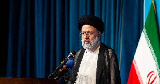 إيران تربط استئناف المفاوضات النووية بتولي الرئيس الجديد