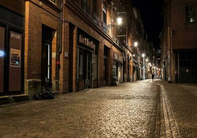 فرض حظر تجول ليلي في كتالونيا أسبوعًا