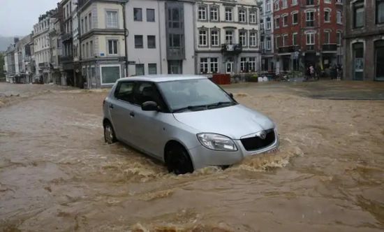 إخلاء ثاني أكبر مدن بلجيكا خشية الفيضانات