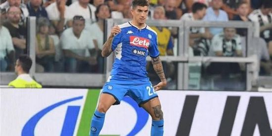 نابولي يعلن تجديد عقد دي لورينزو