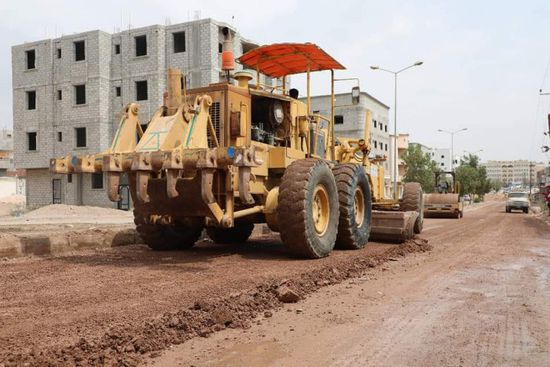 إنجاز 55% من مشروع تأهيل الشارع العام بروكب