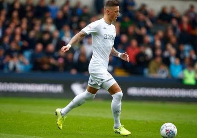 آرسنال يتفق مع برايتون على ضم بن وايت