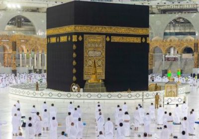 مفتي السعودية يحث الحجاج على الالتزام بضوابط الحج