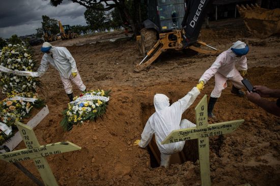 البرازيل تسجل 868 وفاة و34 ألف إصابة بكورونا