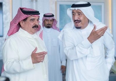 العاهل البحريني يهنئ نظيره السعودي بمناسبة عيد الأضحى