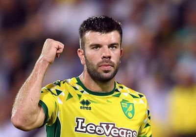 نورويتش يمدد عقد قائد الفريق