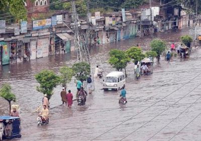وفاة 8 أشخاص جراء الأمطار الغزيرة بباكستان