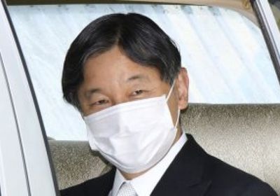  إمبراطور اليابان يشيد بإقامة الأولمبياد وسط تفشي كورونا