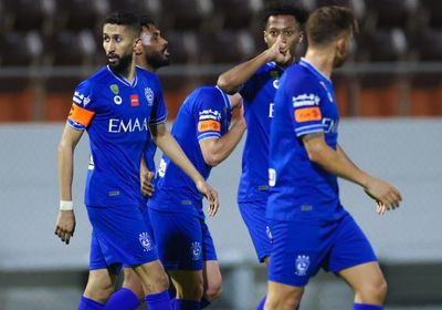 الهلال يفوز على زيليزنيكار