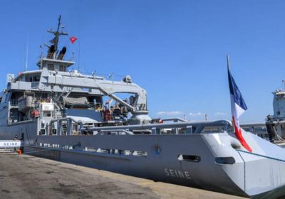 فرنسا ترسل باخرة عسكرية محملة بالأكسجين لتونس