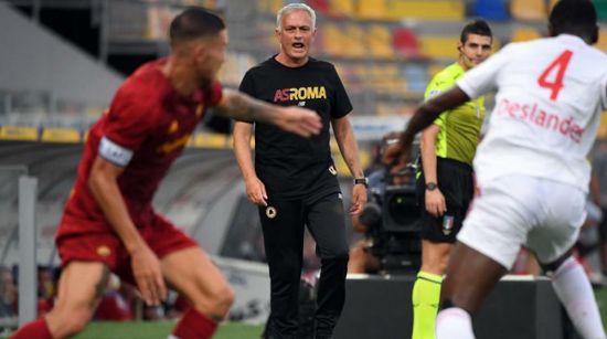 روما يفوز على ديبريستيني المجري بخماسية