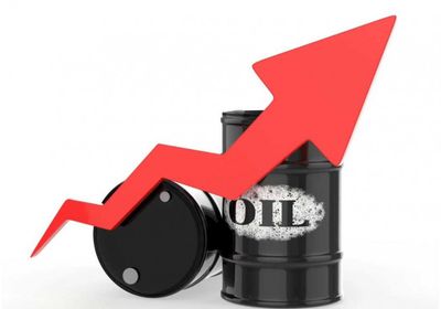 تباين أسعار النفط بسبب زيادة إصابات كورونا