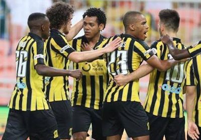 إلغاء ودية الاتحاد والاتفاق بسبب أرضية الملعب
