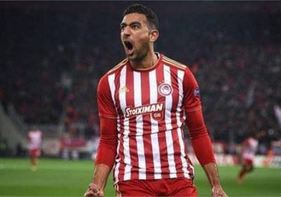 أولمبياكوس يتأهل لتصفيات دور المجموعات بدوري الأبطال