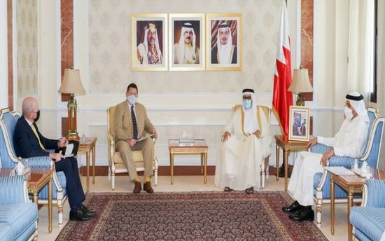 البحرين وبريطانيا يناقشان سبل تطوير العلاقات