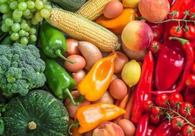 ثبات أسعار الخضروات والفواكه بعدن اليوم الخميس