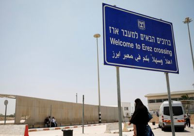 الاحتلال الإسرائيلي يحتجز مئات المركبات لمنعها من دخول غزة