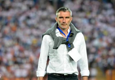 كاريترون يعلن تشكيل الزمالك لمواجهة أبها