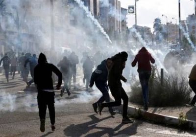  إصابة 10 فلسطينيين في مواجهات مع الاحتلال الإسرائيلي