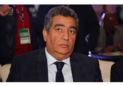 فيفا يمدد عمل اللجنة الثلاثية حتى 5 يناير المقبل