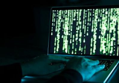 العدل الأمريكية: قراصنة روس اخترقوا 20 حسابًا للمدعين العامين  