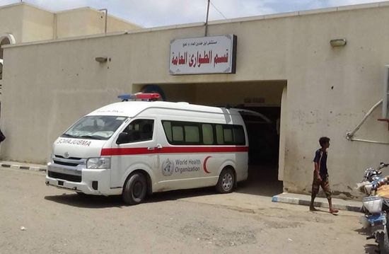 مصرع شخص وإصابة آخرين بحادث مروري بلحج