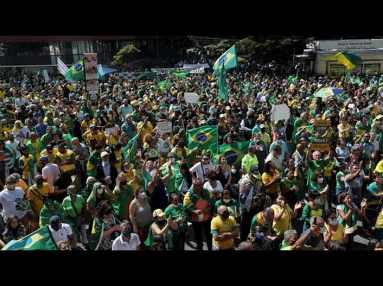 تظاهرات مؤيدة للرئيس البرازيلي تحتج على الاقتراع الإلكتروني
