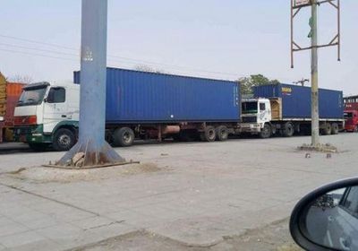 تجار صنعاء يحملون المليشيا مسؤولية ارتفاع الأسعار