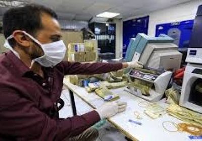 الصرافات وشبكات التحويل بعدن تبدأ الإضراب غدًا