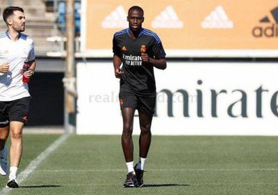  لاعب ريال مدريد "يفقد عضلاته" نتيجة إصابة مضاعفة