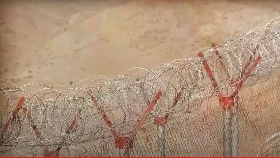  باكستان تواصل تسييج الحدود مع أفغانستان