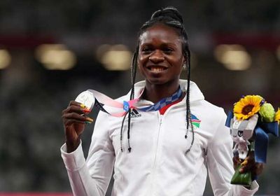 "فلتثبت أنها امرأة" التشكيك في جنس بطلة أولمبية من ناميبيا