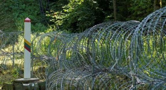 اعتقال 62 شخصًا على الحدود البيلاروسية البولندية